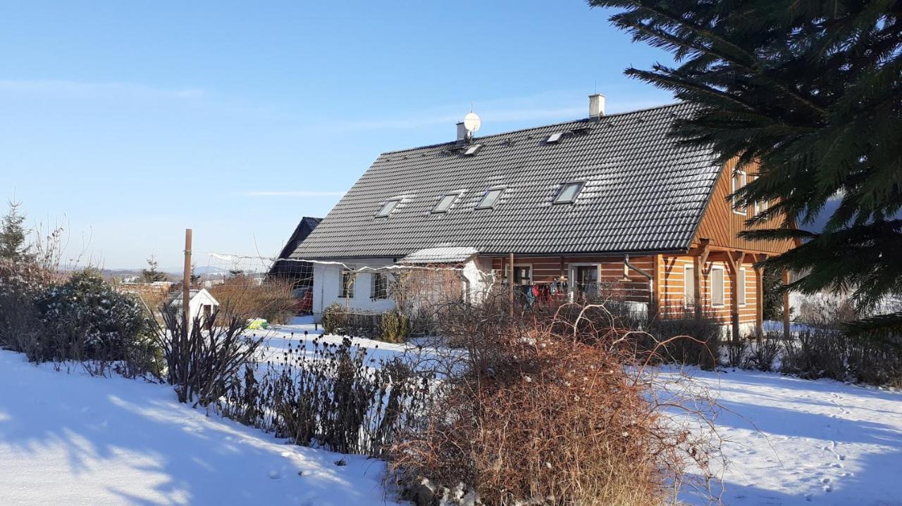 Apartman V Chaloupce Na Vrsku Bernsdorf Esterno foto