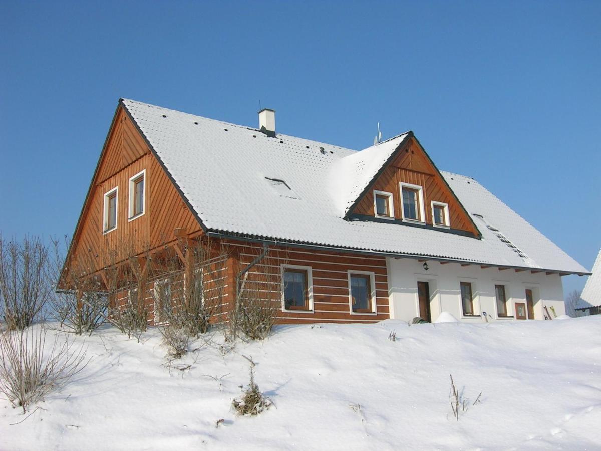 Apartman V Chaloupce Na Vrsku Bernsdorf Esterno foto