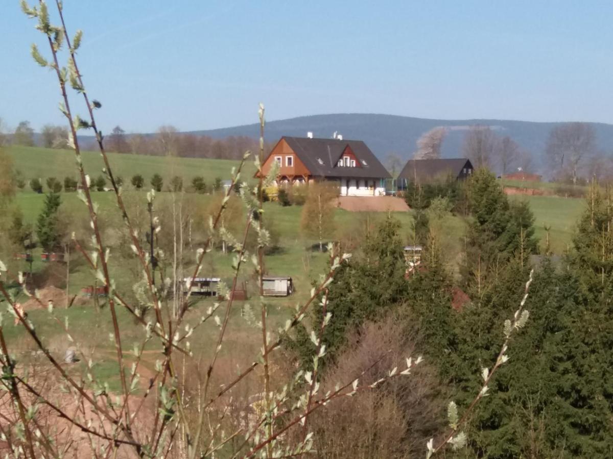 Apartman V Chaloupce Na Vrsku Bernsdorf Esterno foto